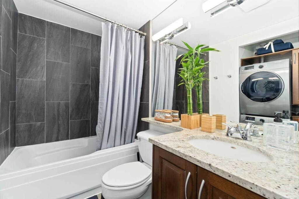 2Br Condo With Breathtaking View In Downtown! Free Parking - 6 Sleep Vancouver Ngoại thất bức ảnh